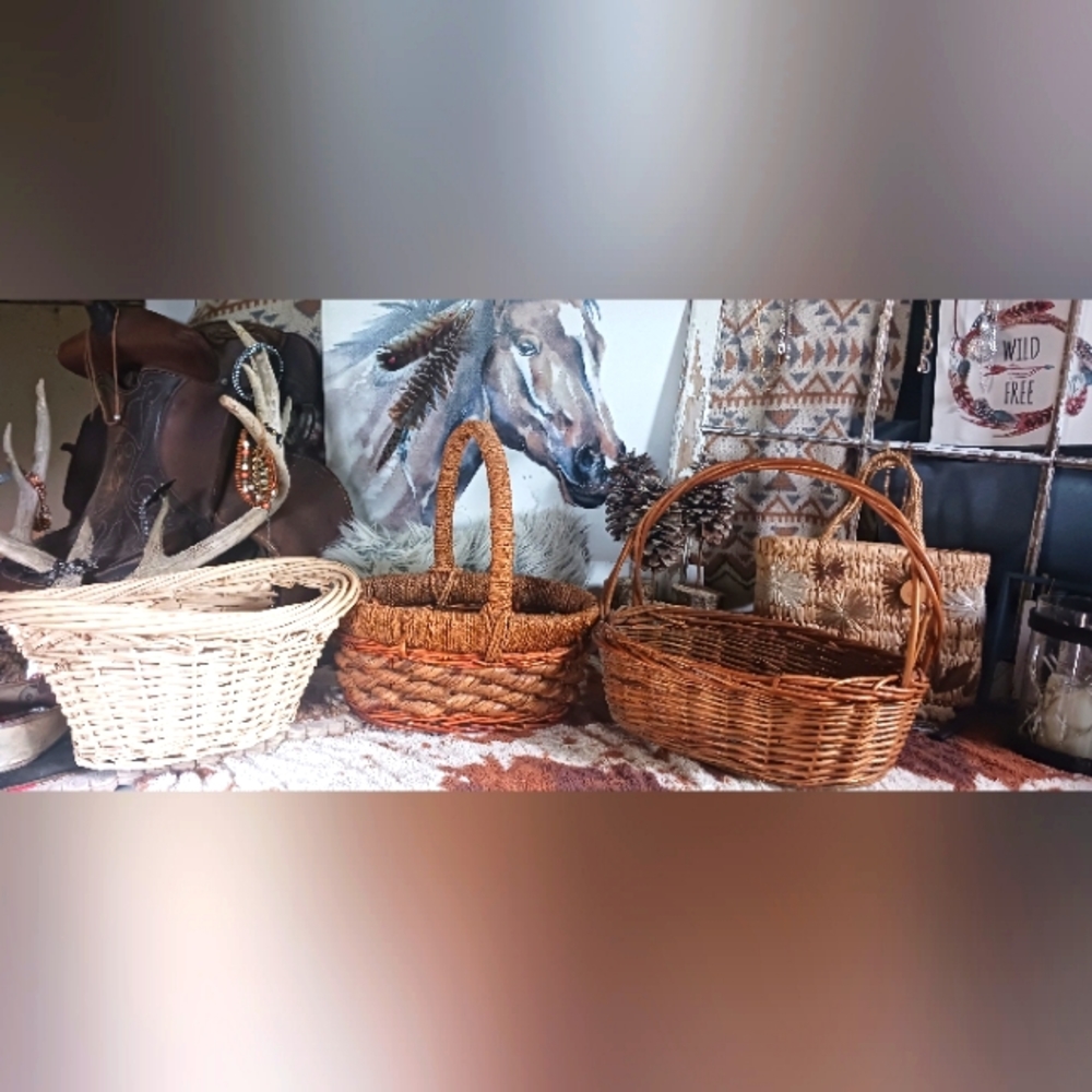 3 baskets